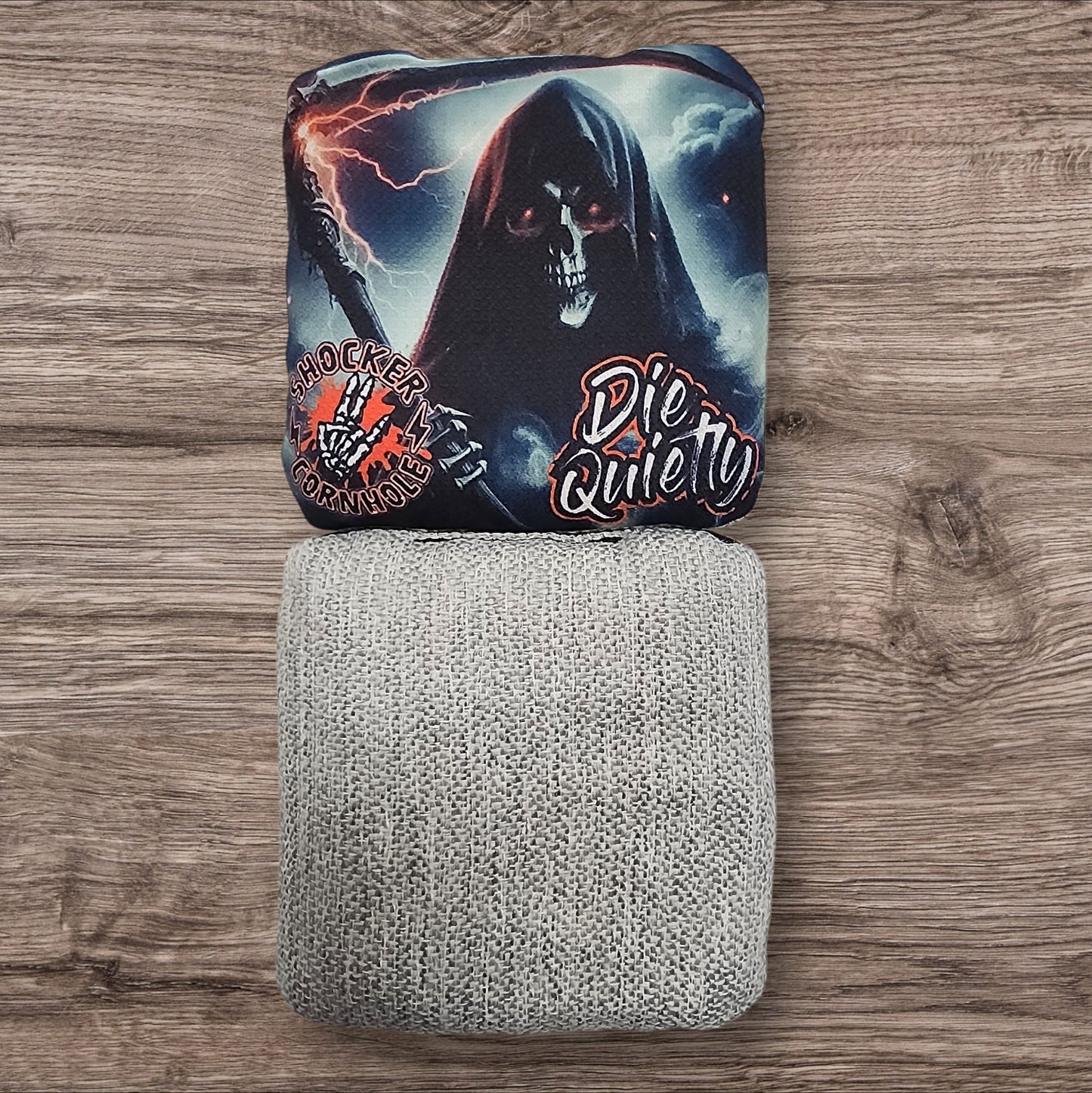 Cornhole Bags - Die Quietly (grey) (set of 4 bags)